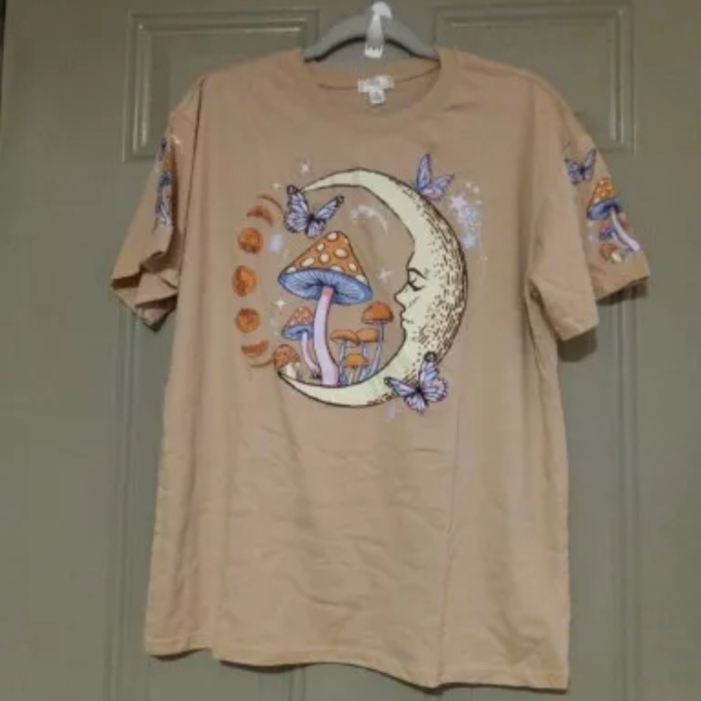 Orange Kiss Mushroom Moon Desing Men Tshirt Size M